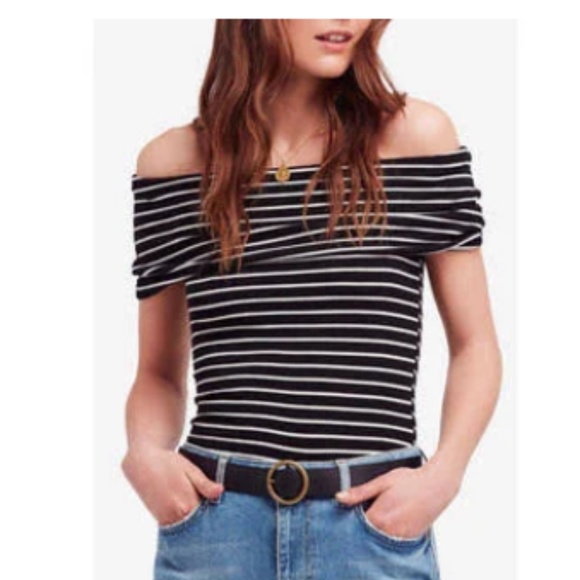 Free People Tops - Last Chance! FREE PEOPLE Melbourne Tee XS, NWT
